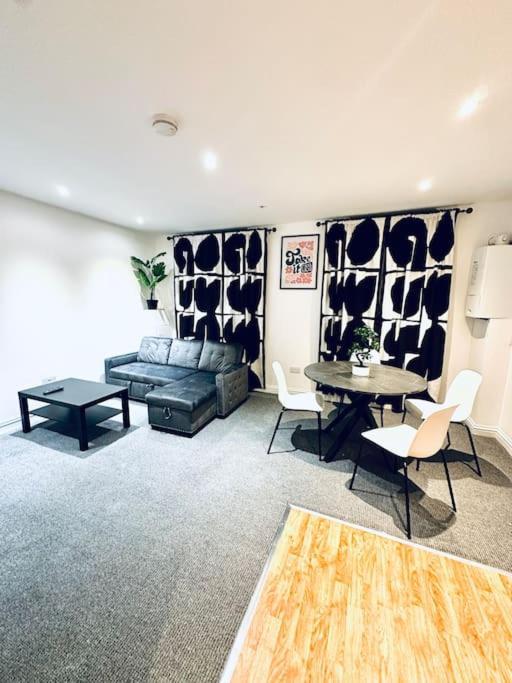 Modern 2 Bedroom Flat In Balham Appartamento Londra