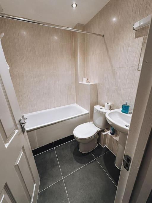 Modern 2 Bedroom Flat In Balham Appartamento Londra
