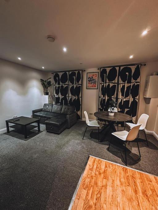 Modern 2 Bedroom Flat In Balham Appartamento *