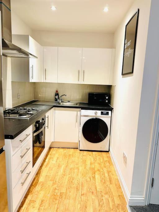 Modern 2 Bedroom Flat In Balham Appartamento Londra
