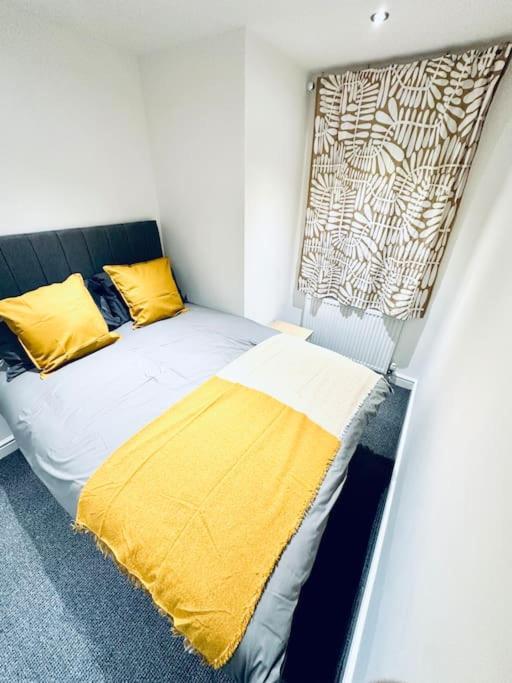 Modern 2 Bedroom Flat In Balham Londra