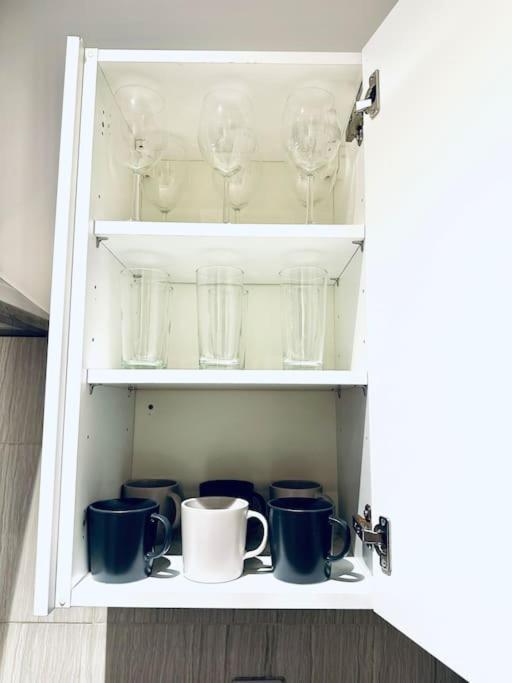 Modern 2 Bedroom Flat In Balham Londra